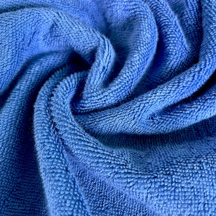 Hundehandtuch mit Eingrifftaschen Maxi in der Variante Kobalt (Martin Rütter Shop)