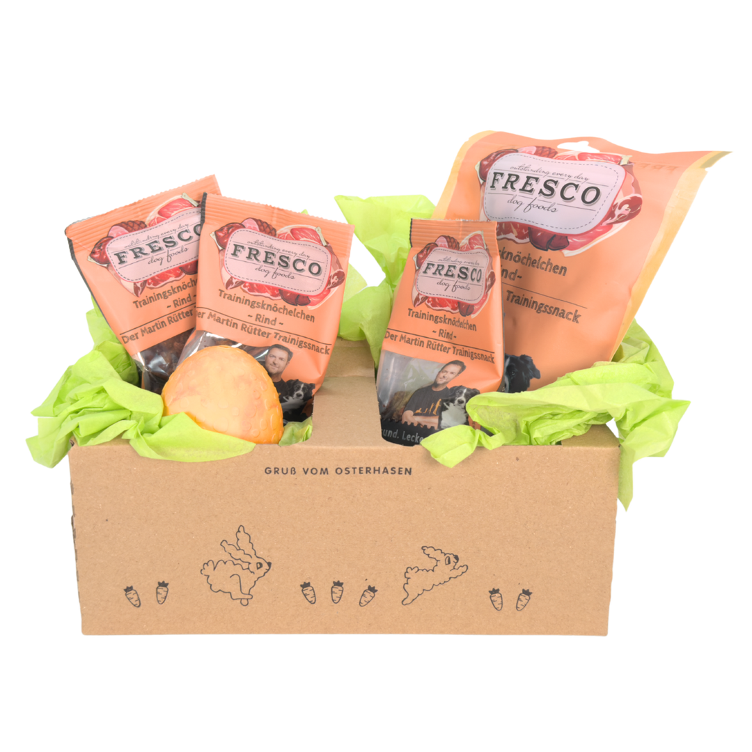 osterkoerbchen_mit_straussenei_und-fressco_snacks_mango