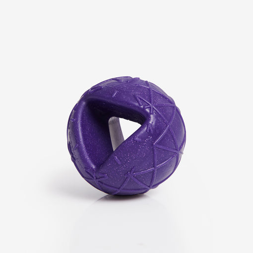Dynamischer Spielball MOBY in der Farbe Berry Blossom in asymmetrischer Form 