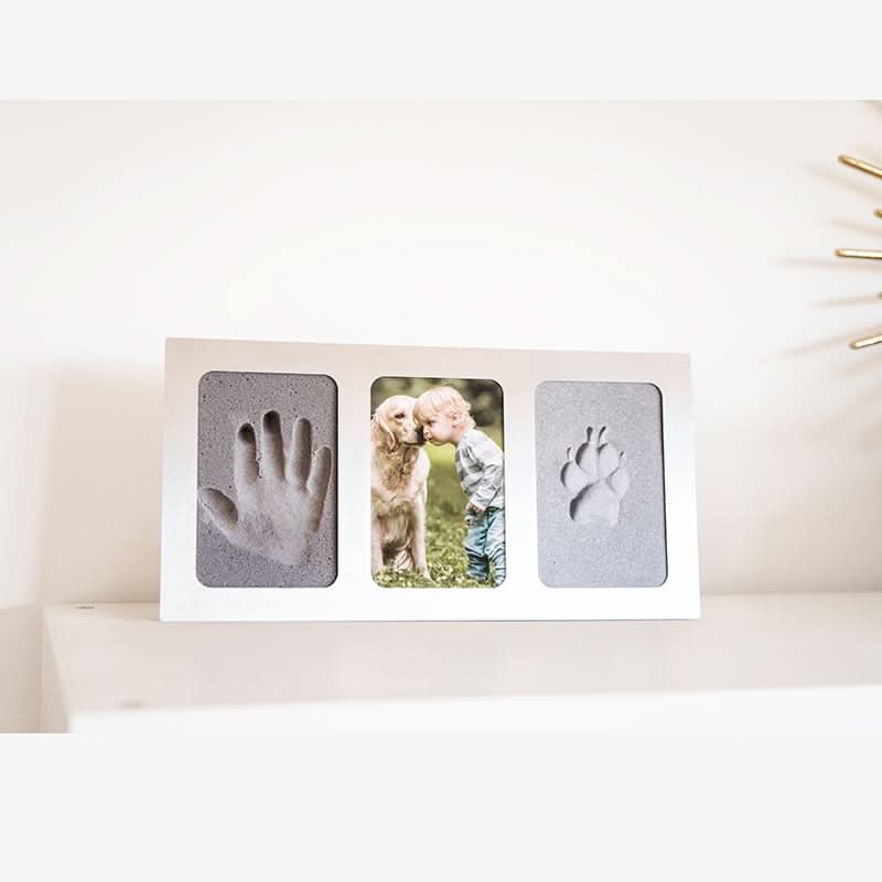 Fertiger Hunde Pfotenabdruck im Edelstahl Rahmen mit Bild und Formschaum für eine Bleibende Erinnerung