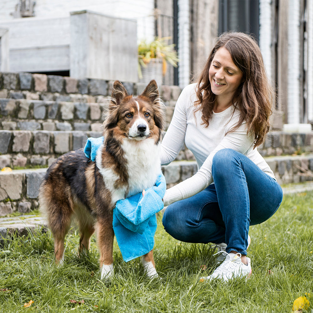 Hundehandtuch - super saugfähig und mit Eingrifftaschen